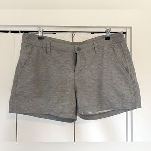 Powder Room Shorts